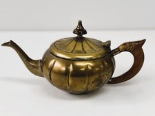 Teiera antica del XIX secolo Sheffield (Inghilterra) in metallo a forma di zucca