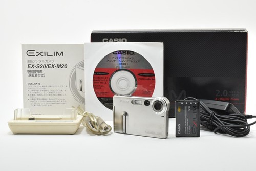 Fotocamera digitale compatta