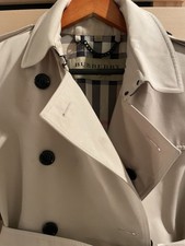 Burberry Stone (beige)