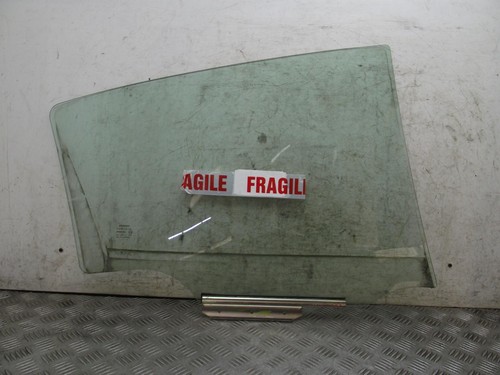 Vetro finestrino porta