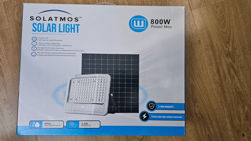 Faro solare 800 led con - solare,