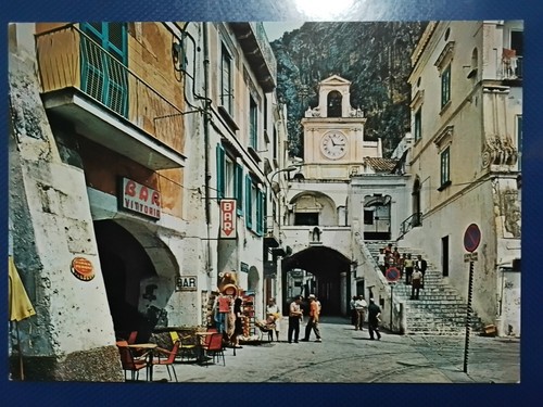 Atrani piazza umberto - atrani,