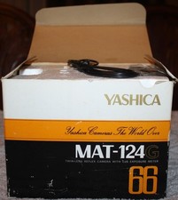 YASHICA MAT-124G 66 Twin Lens