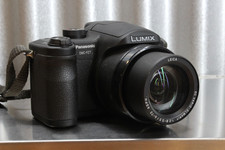 Panasonic Lumix DMC-FZ7 Camera