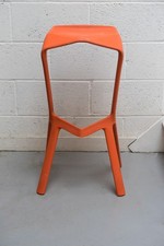 Sgabello Miura di Konstantin