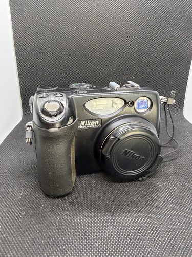 Fotocamera digitale nikon - fotocamera,