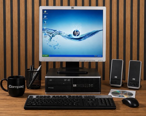 Windows computer retro - xp,