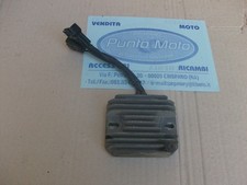 Regolatore di tensione voltage