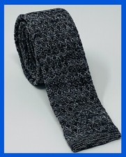 Cravatta artigianale con