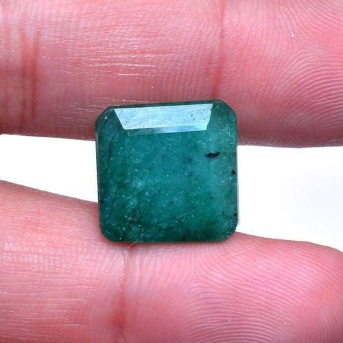 Anello sfaccettato quadrato