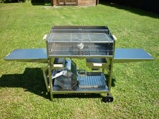 BARBECUE A LEGNA E CARBONELLA