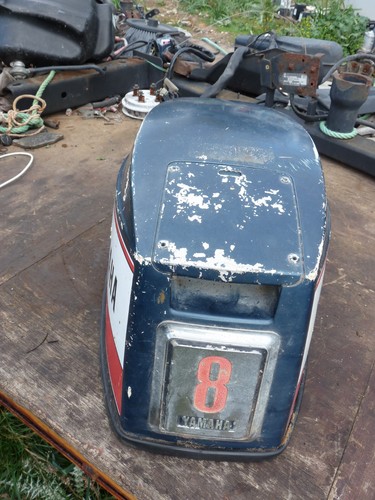 Capot moteur 8cv yamaha - capot,
