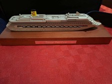 MODELLINO NAVE "COSTA