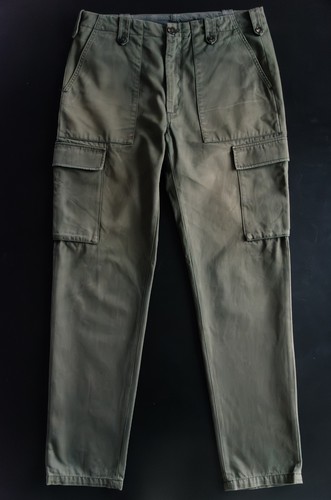 Pantaloni cargo militari