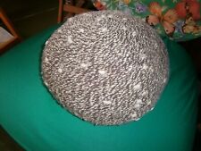 Cappello Basco per donna ,lana bouclé grigio-panna anni '80