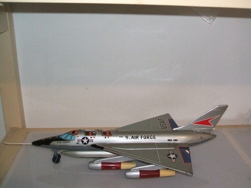 Tin toy aereo hustler - tin,