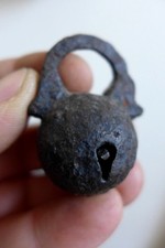 Antico lucchetto mela piccola