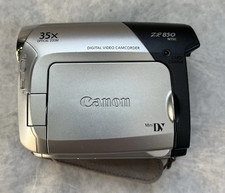 Videocamera Canon ZR830 35x
