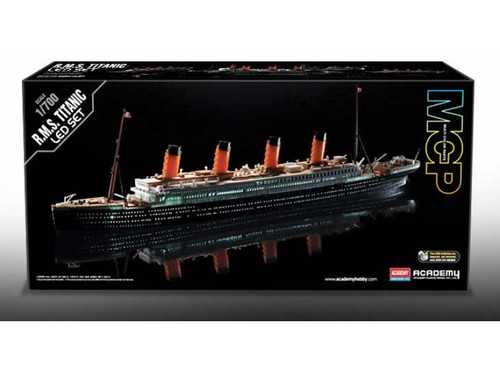700 academy rsm - 1:700,