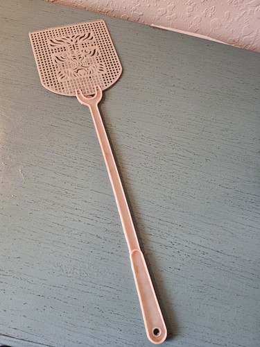 Flyswatter foodog design - flyswatter-foodog,