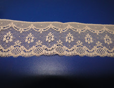 Antica Pizzo Ricamata Tulle