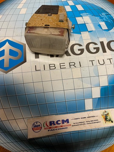 Fanale ciclomotore piaggio