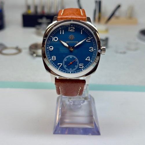 Orologio meccanico svizzero
