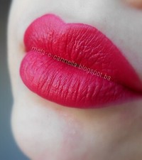 Avon Rossetto Ultra Matte RAVISHING ROSE Rosso Rosa Fucsia