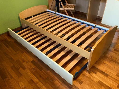 Letto singolo con - singolo,
