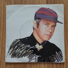 ELTON JOHN-RARO-Doppio 45 giri anno 1980 con 4 pezzi-Buone condizioni.