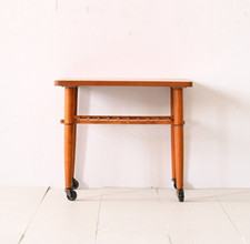 MidCentury Tavolino in teak anni ‘60 con ruote, design scandinavo vintage, 60s