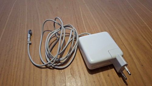 Apple magsafe 60w 65a 5v - apple,