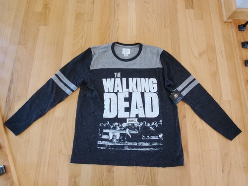 Nwt walking dead long - nwt, dead"