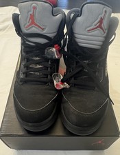 Nike Air Jordan 5 retro 2016 taglia 9.5 nere ottime condizioni usate con scatola