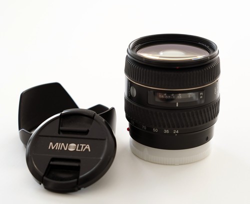 Minolta 105 3 - 24-105, f/3.5-4.5