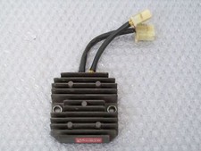 REGOLATORE DI TENSIONE (SH532-112) PER KYMCO DINK 150 LX R12 DEL 2000 (e17607)