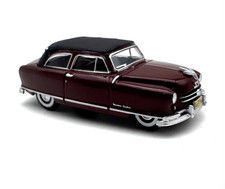 Modellino auto coupè vintage