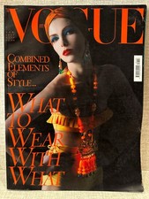 Rivista VOGUE ITALIA Aprile 2011 N.728 Combined Elements Of Style