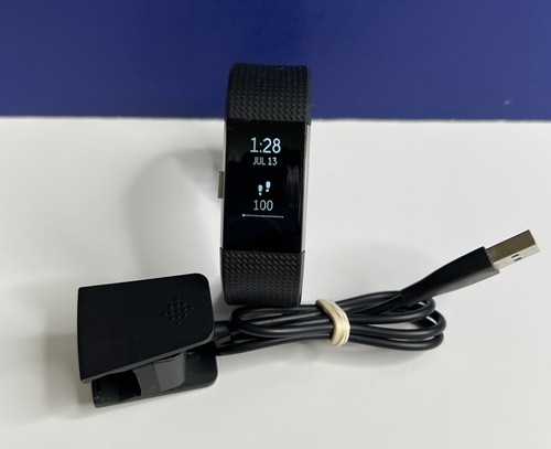Fitbit charge wristband - 2,