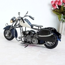 Scultura moto metallo fatta a