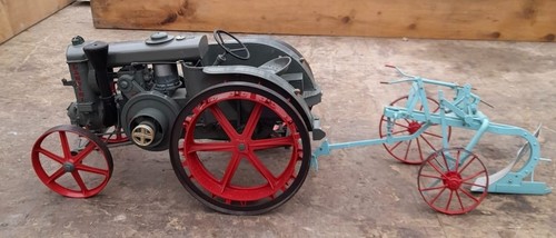 Trattore landini con - trattore, aratro