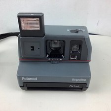 Macchina fotografica vintage Polaroid Impulse Portrait 600 pellicola con cinturino NON TESTATA