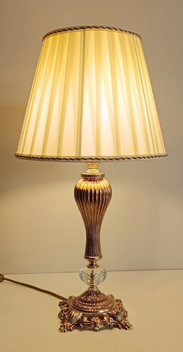 Lampada comodino elegante - lampada,