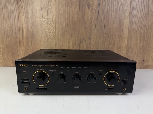Amplificatore stereo integrato