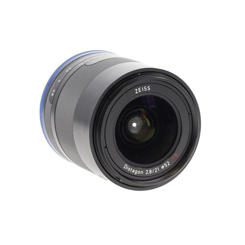 Zeiss loxia 8 - mm, f/2.8