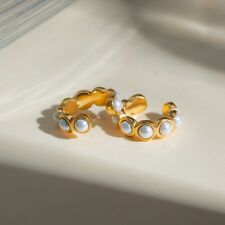 UNA coppia orecchini donna