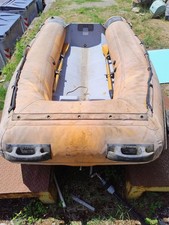 gommone chiglia rigida circa 3,20 m con motore