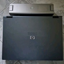 HP Compaq Notebook 6710b con Dock Station