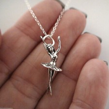Collana con ciondolo ballerina