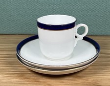 Tazza e 2 piattini Demitasse